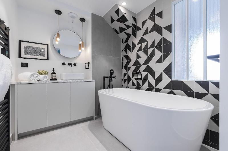 L Abeille Boutique Apartments image