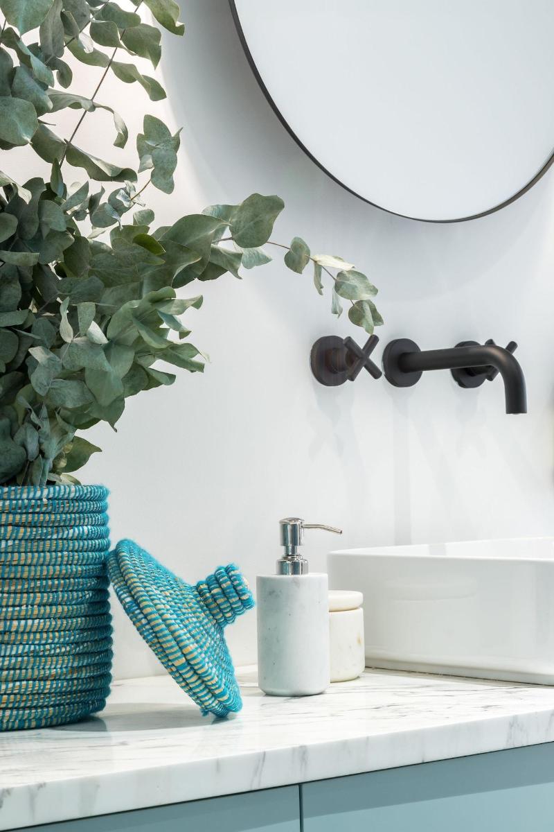 L Abeille Boutique Apartments image