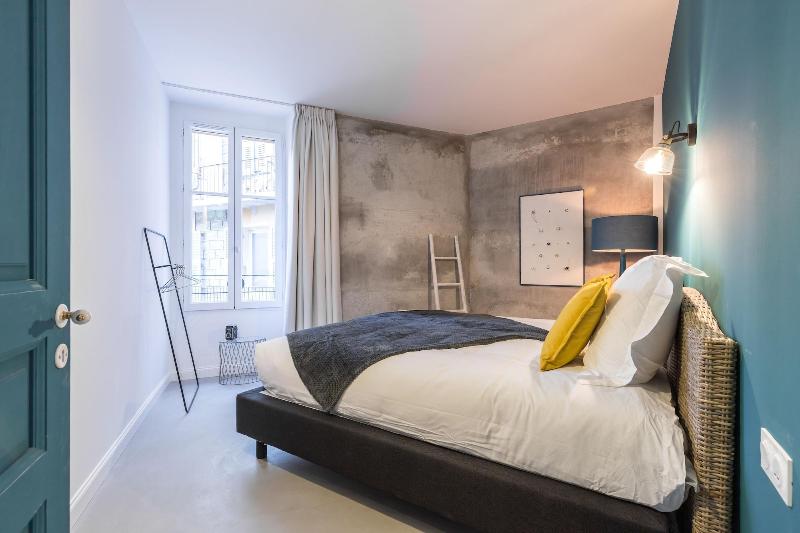 L Abeille Boutique Apartments image