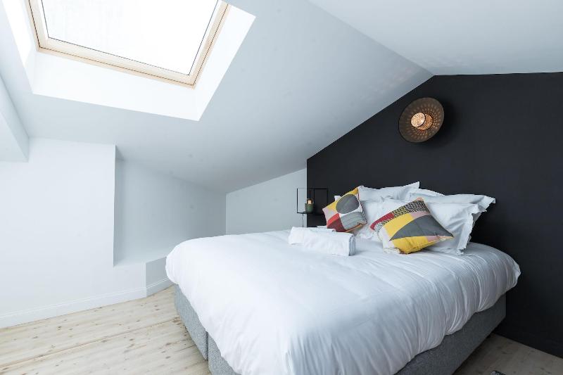 L Abeille Boutique Apartments image