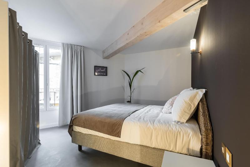 L Abeille Boutique Apartments image