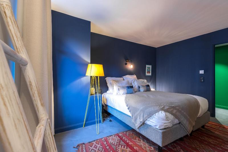 L Abeille Boutique Apartments image