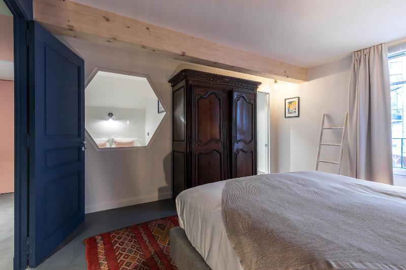 L Abeille Boutique Apartments image