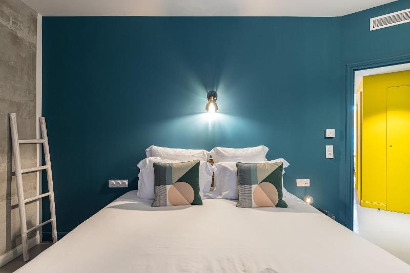 L Abeille Boutique Apartments image