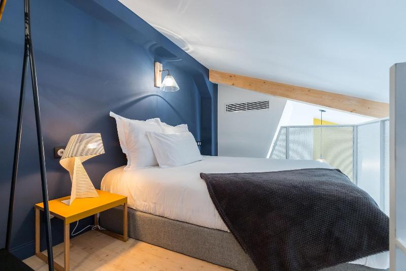 L Abeille Boutique Apartments image