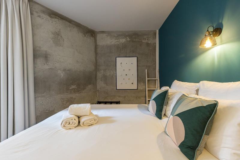 L Abeille Boutique Apartments image