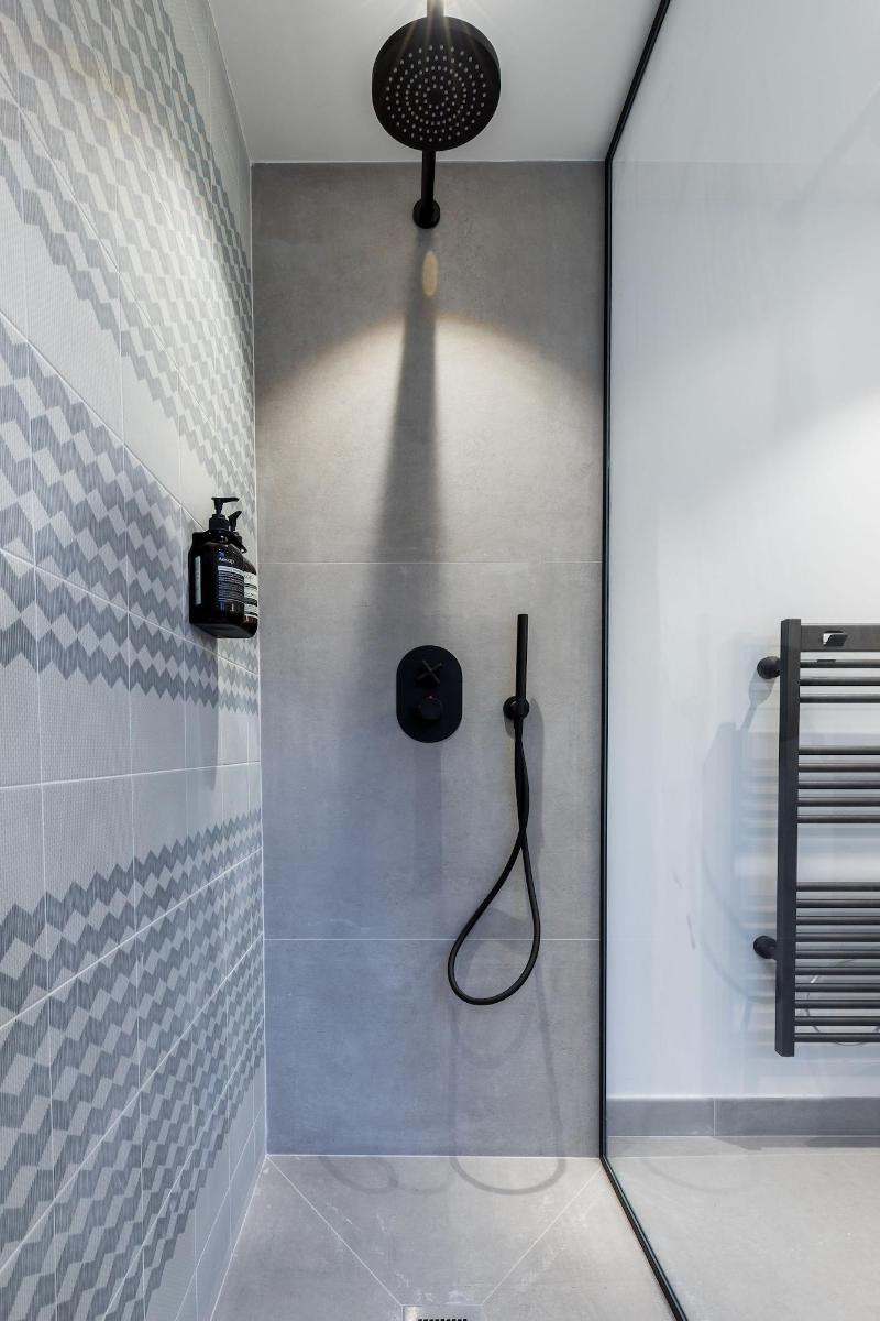L Abeille Boutique Apartments image