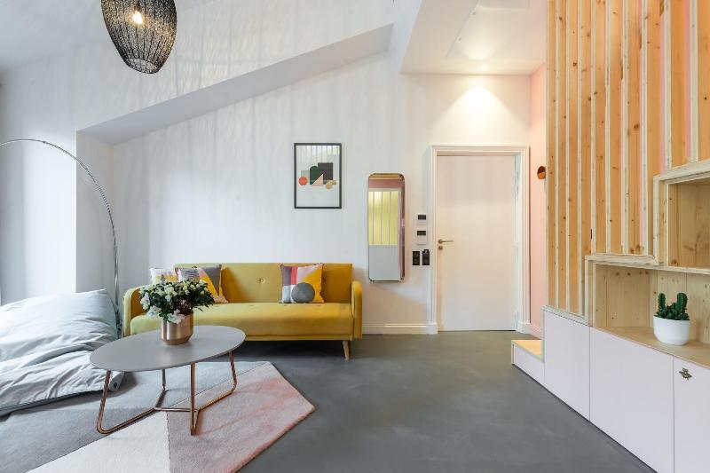 L Abeille Boutique Apartments image