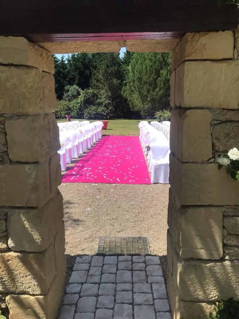 Le Clos D Any image