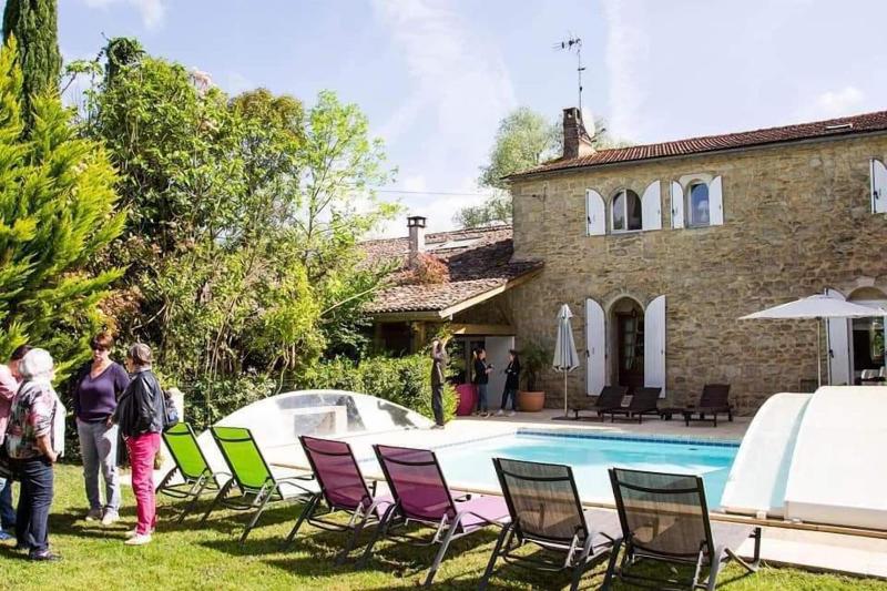Le Clos D Any image