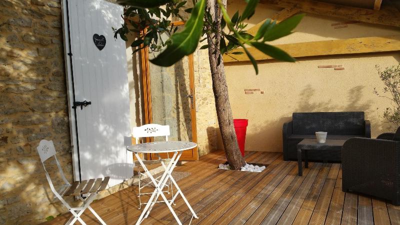 Le Clos D Any image