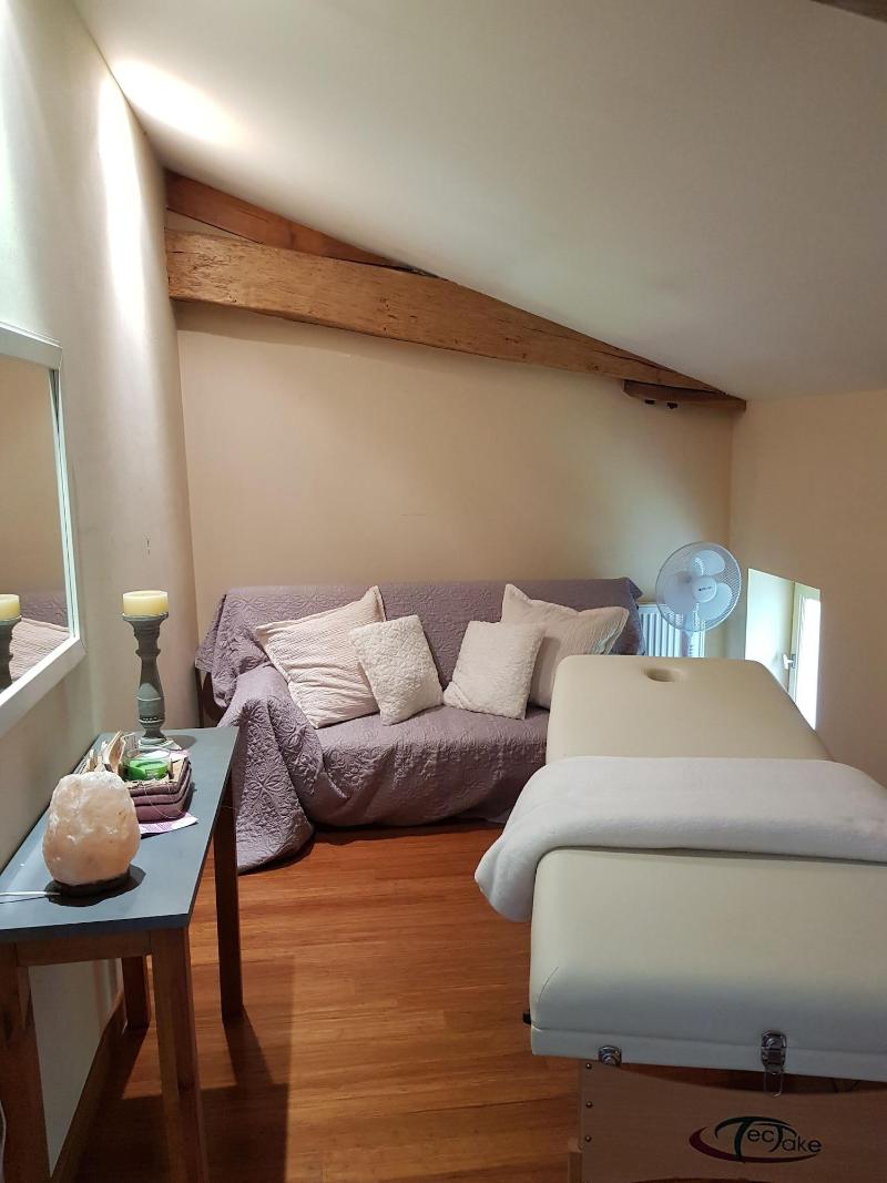 Le Clos D Any image