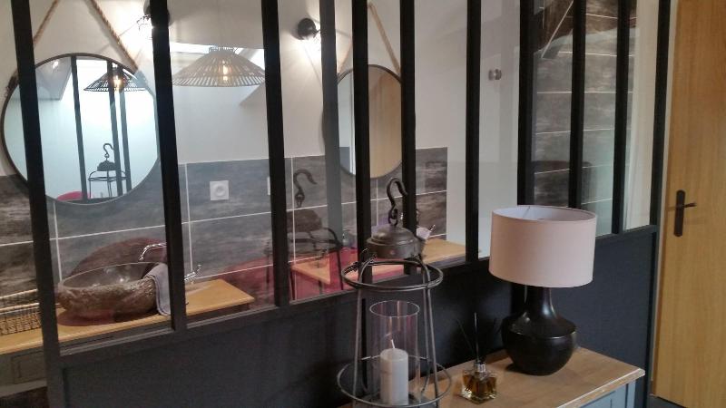 Le Clos D Any image