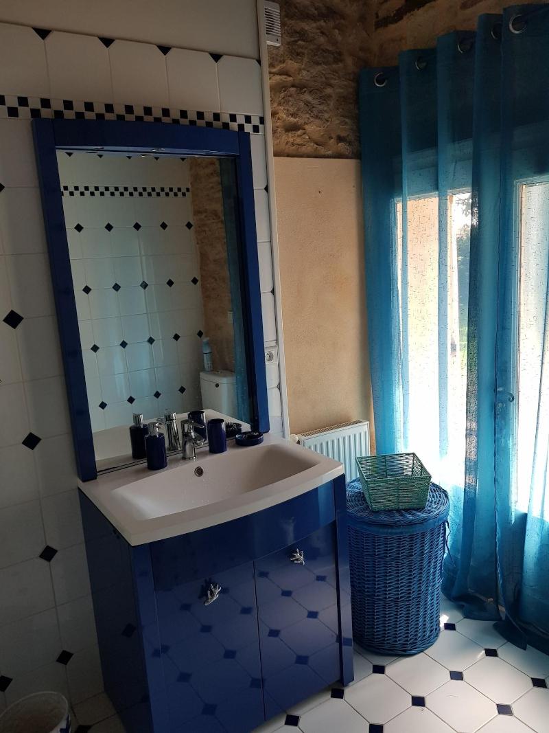 Le Clos D Any image