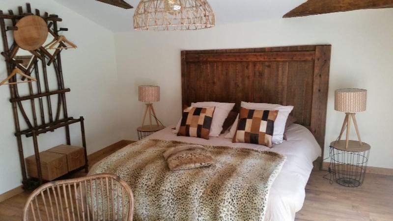 Le Clos D Any image