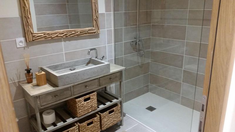Le Clos D Any image