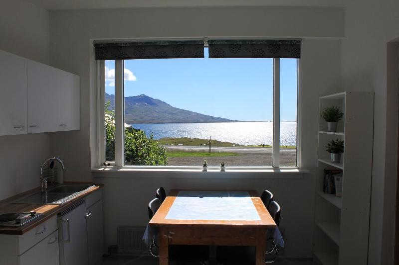 Lindarbrekka image