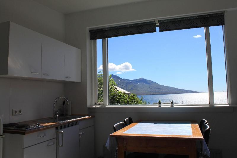 Lindarbrekka image