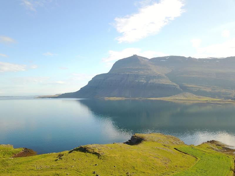 Lindarbrekka image