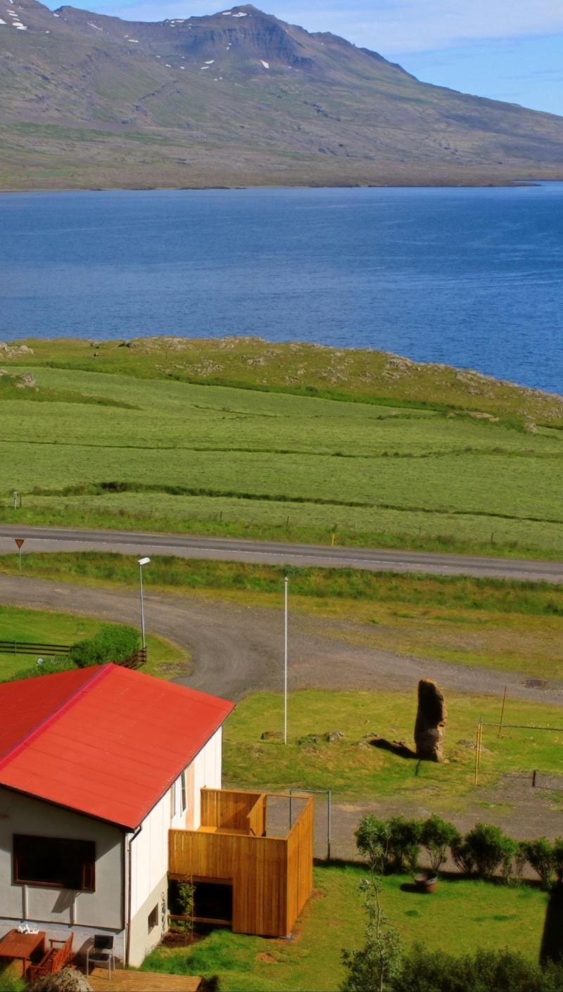 Lindarbrekka image