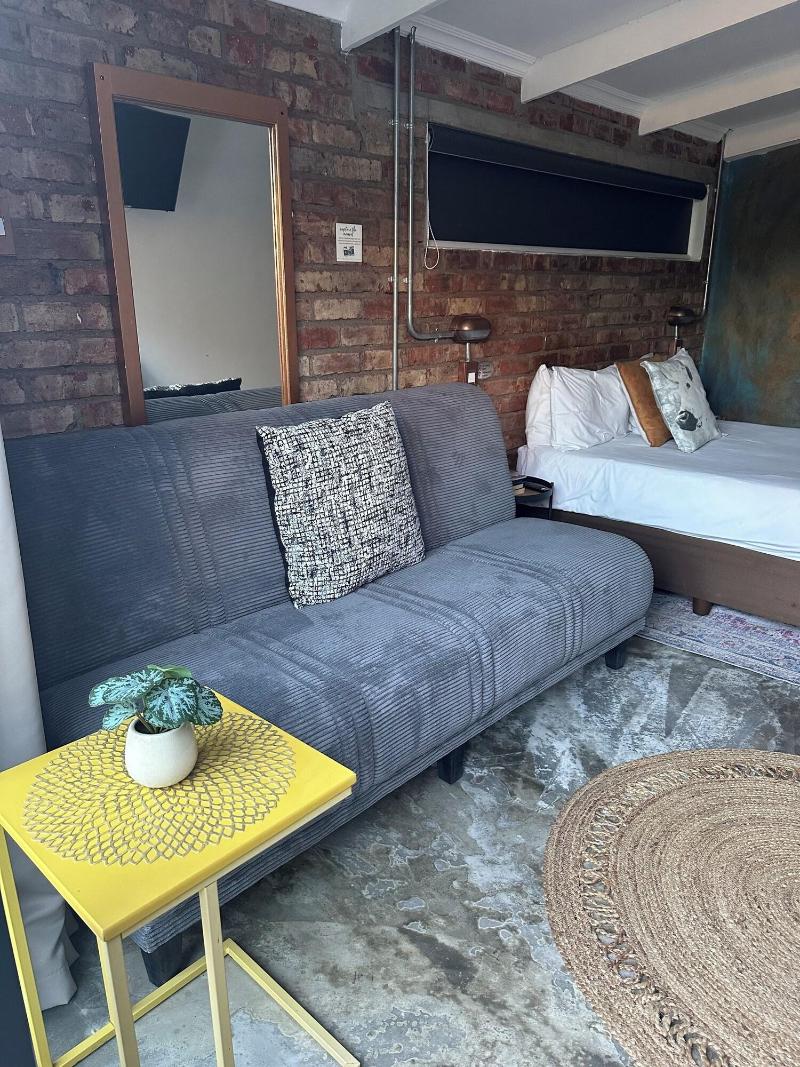 Relaxed City Living image