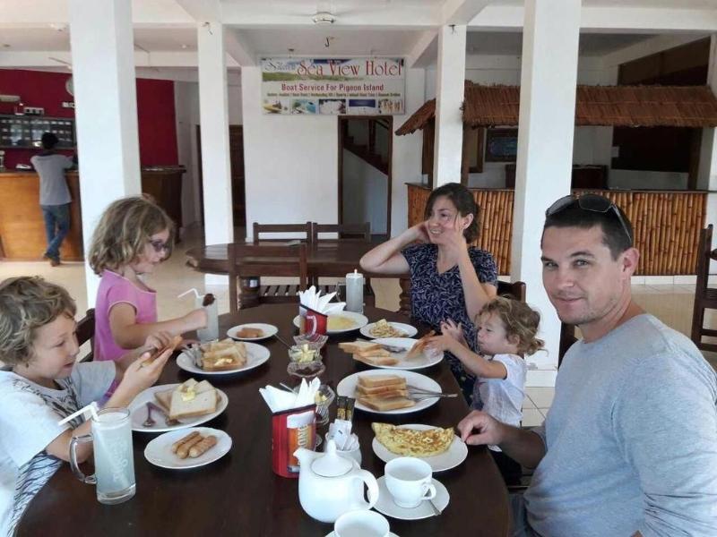 Sea View Beach Hotel image