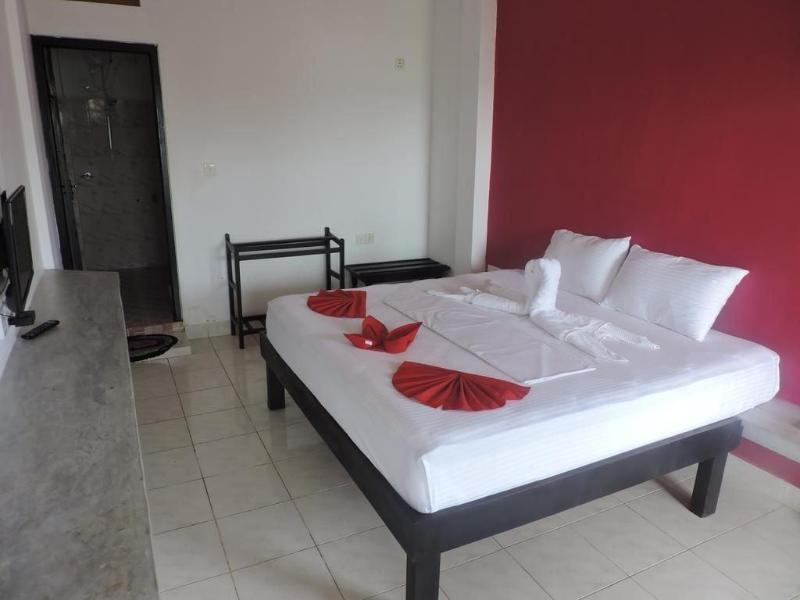 Sea View Beach Hotel image