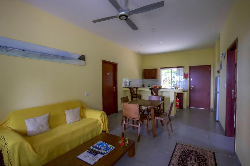 Surfers Self Catering Chalets image