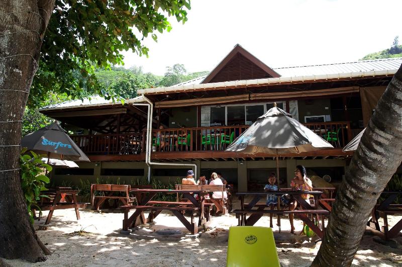 Surfers Self Catering Chalets image