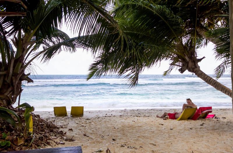 Surfers Self Catering Chalets image