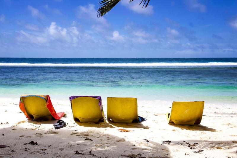 Surfers Self Catering Chalets image