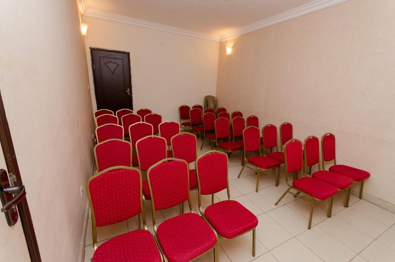 Pearl Gate Hotel image