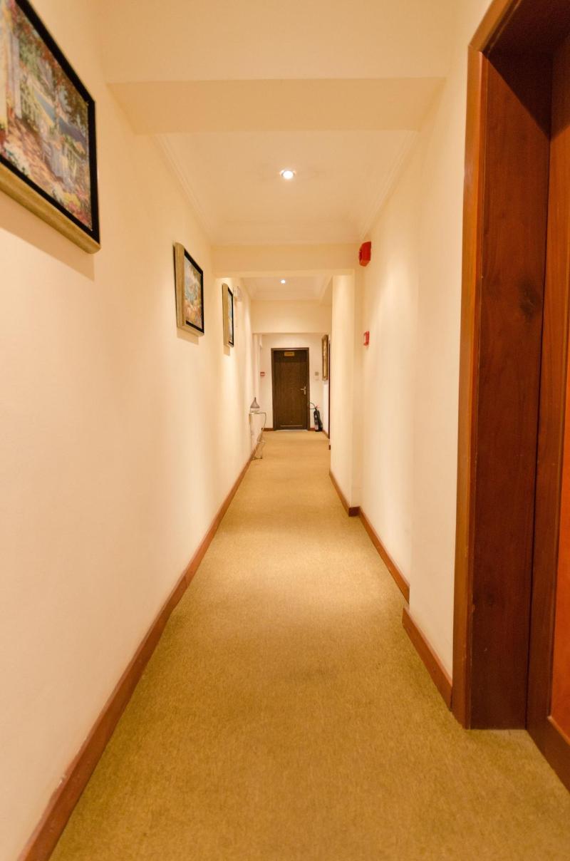 Pearl Gate Hotel image