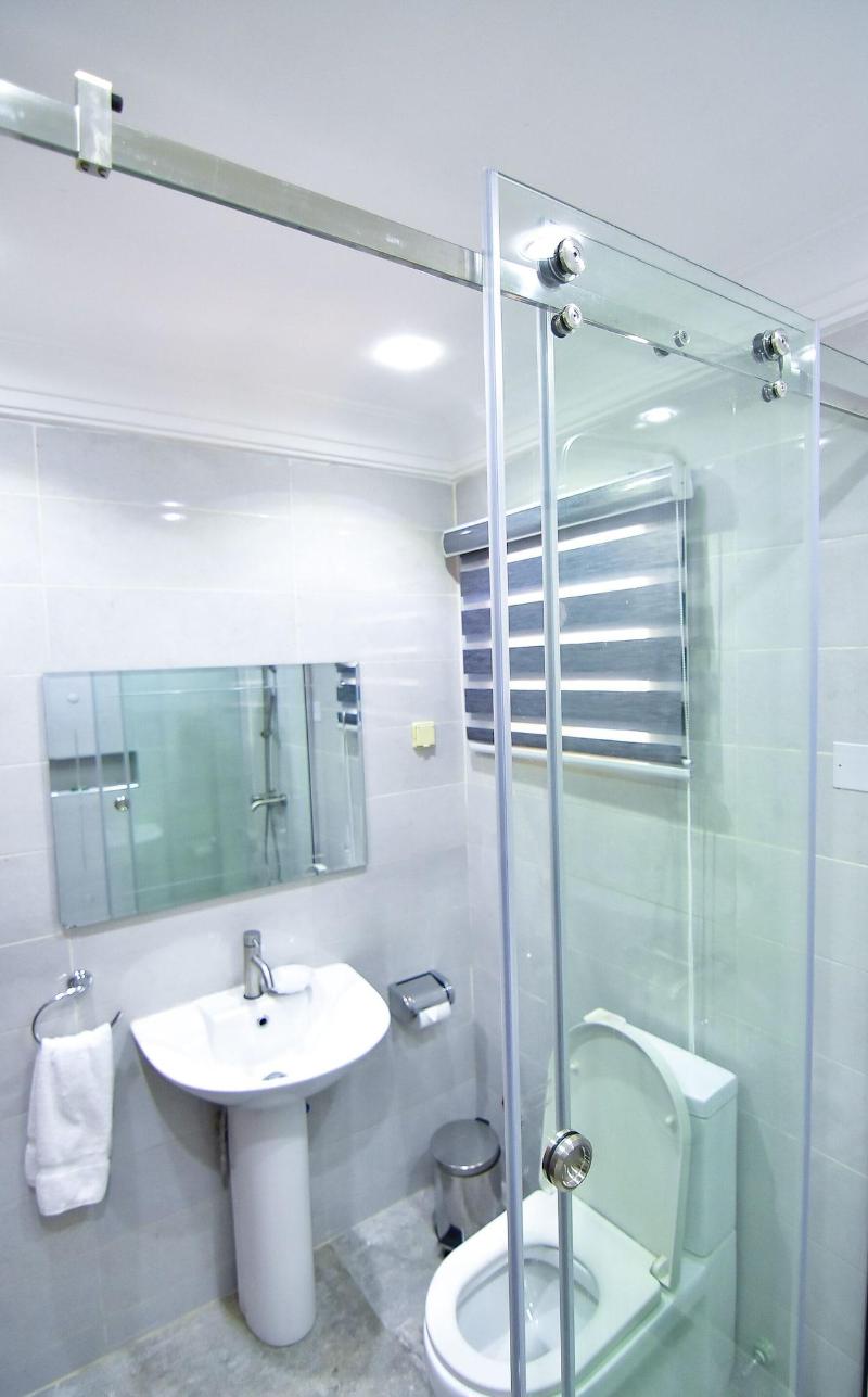 Pearl Gate Hotel image