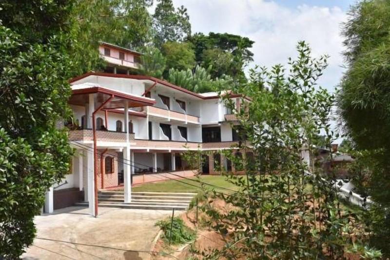 Mahaweli Regent Hotel image