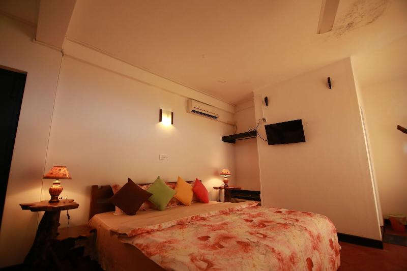 Mahaweli Regent Hotel image
