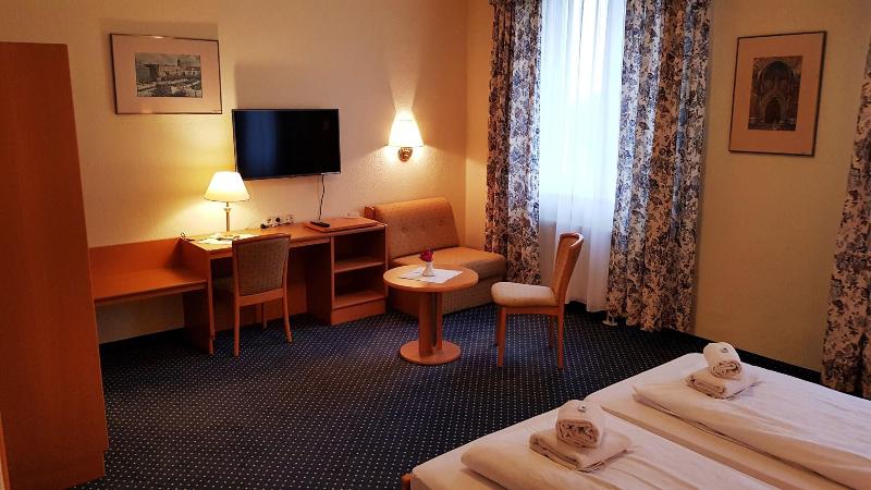Hotel Altberesinchen image