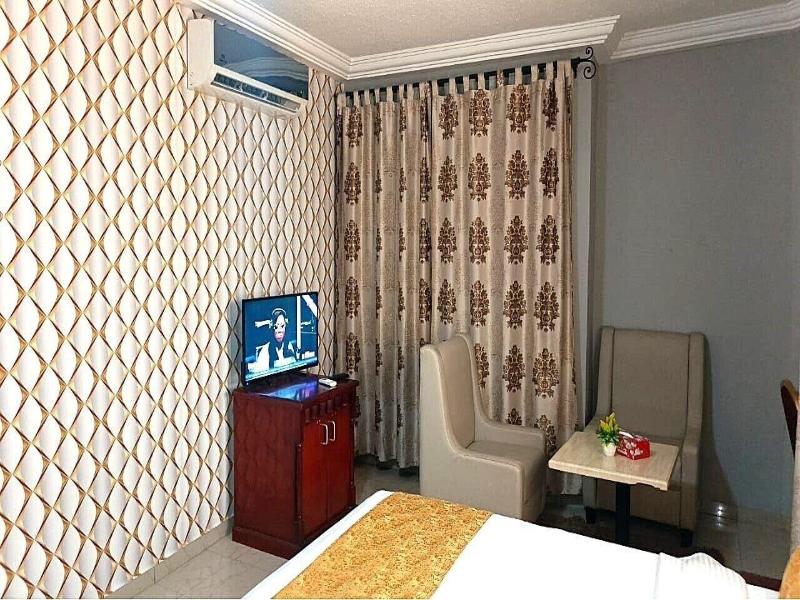 Golden Key Hotel image