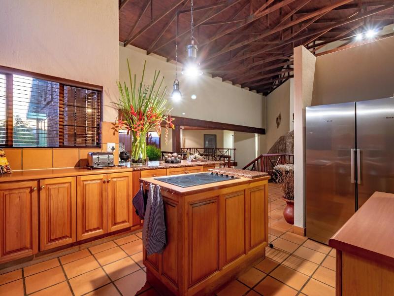 Ulwazi Rock Lodge image