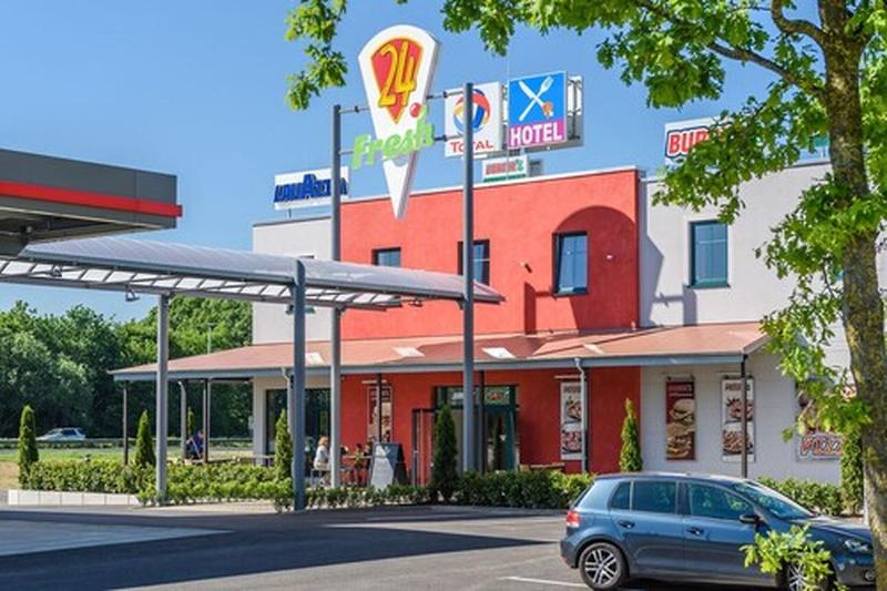 Hotel Cloppenburg image
