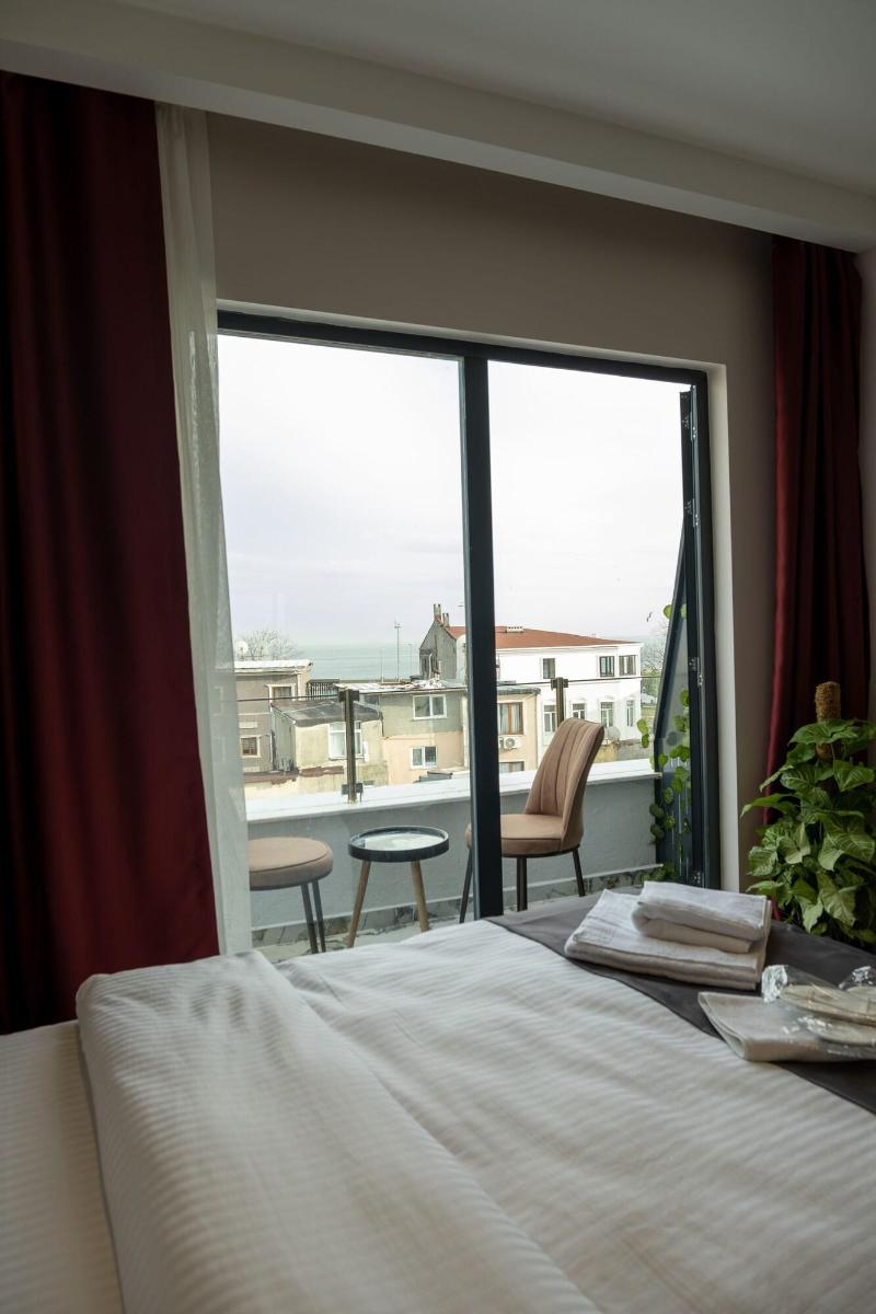Linda Port Hotel image
