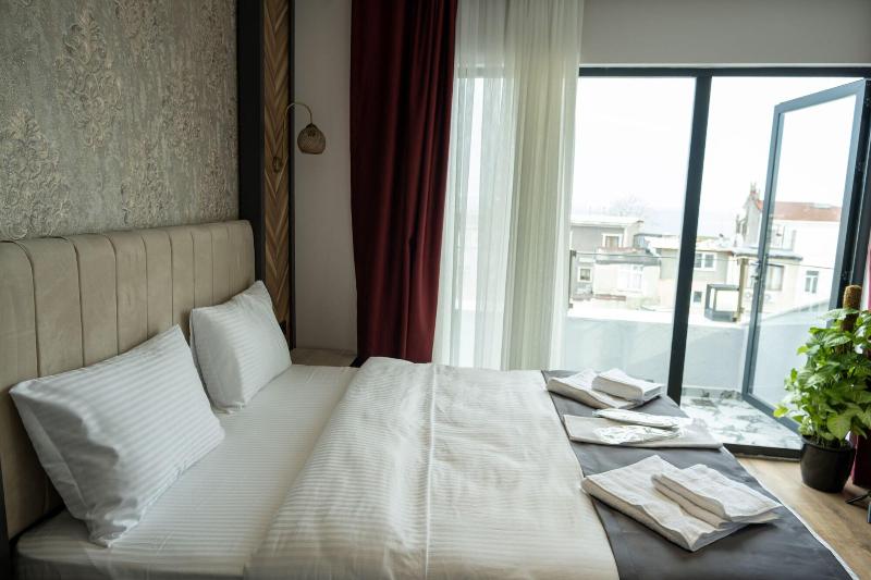 Linda Port Hotel image