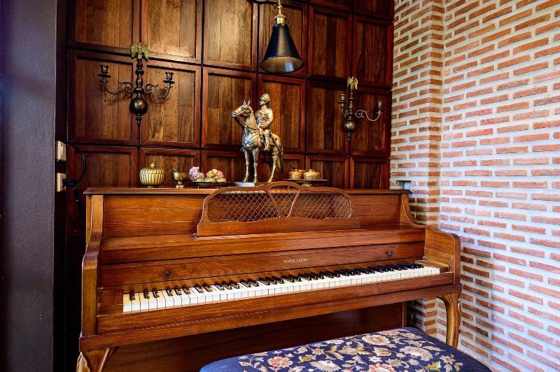 Rommai At Home image