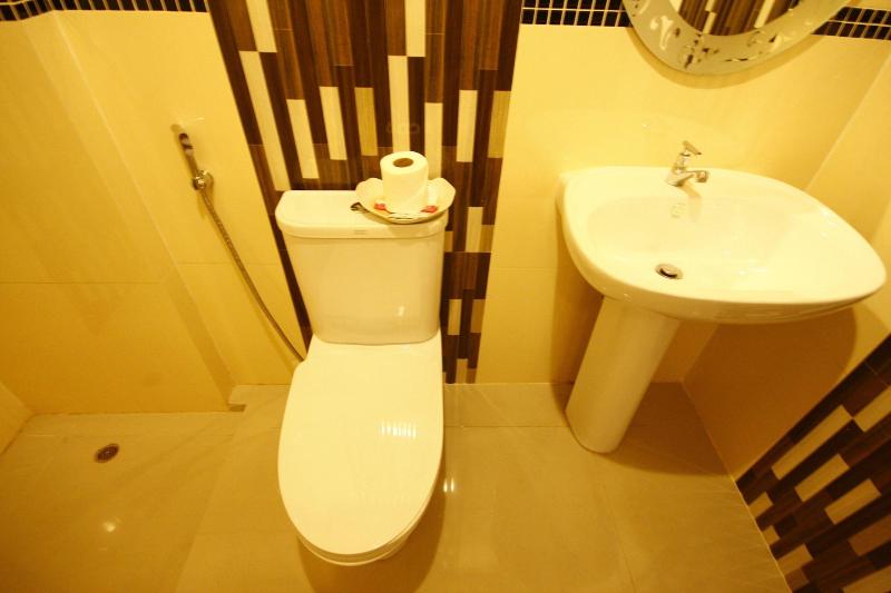 Rommai At Home image
