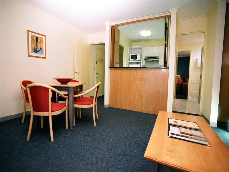 Mt Ommaney Hotel Apartments image