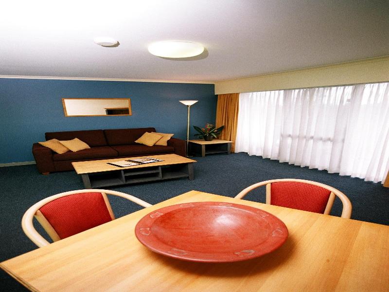 Mt Ommaney Hotel Apartments image