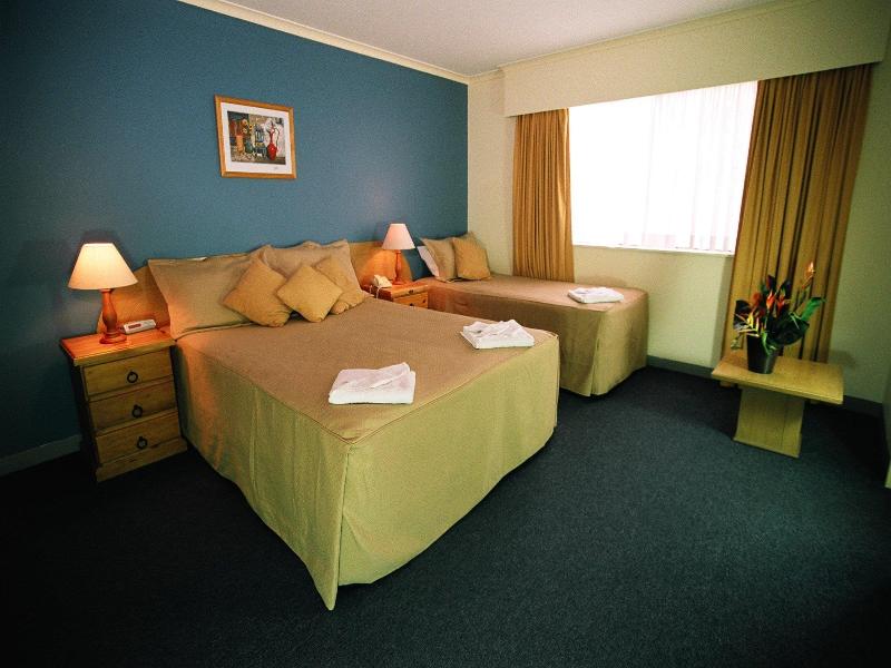 Mt Ommaney Hotel Apartments image