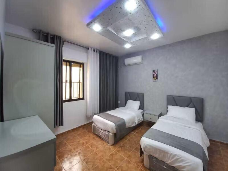 Al Nujoom Hotel Suites image