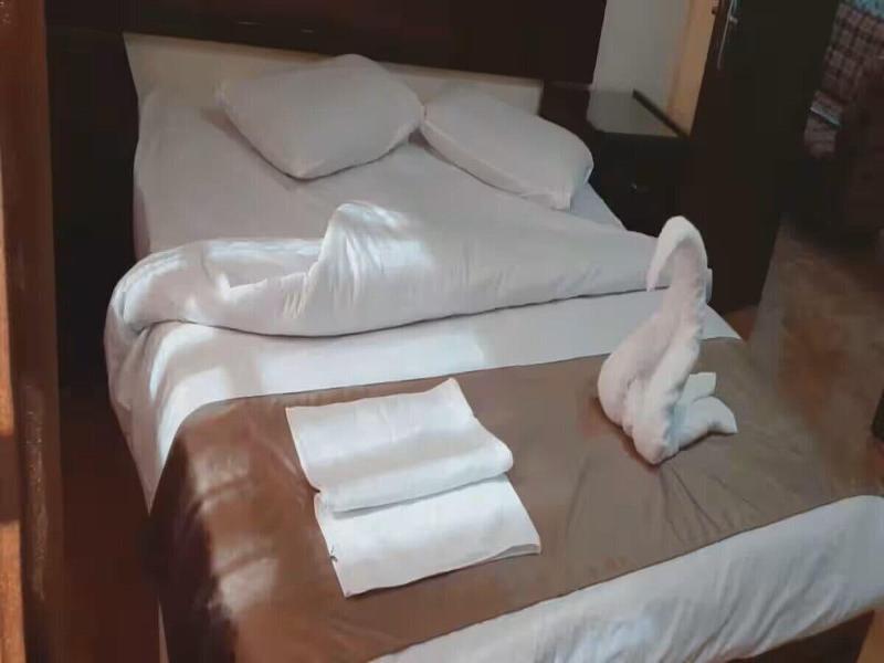 Al Nujoom Hotel Suites image