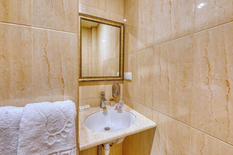 Aleppo Hotel image
